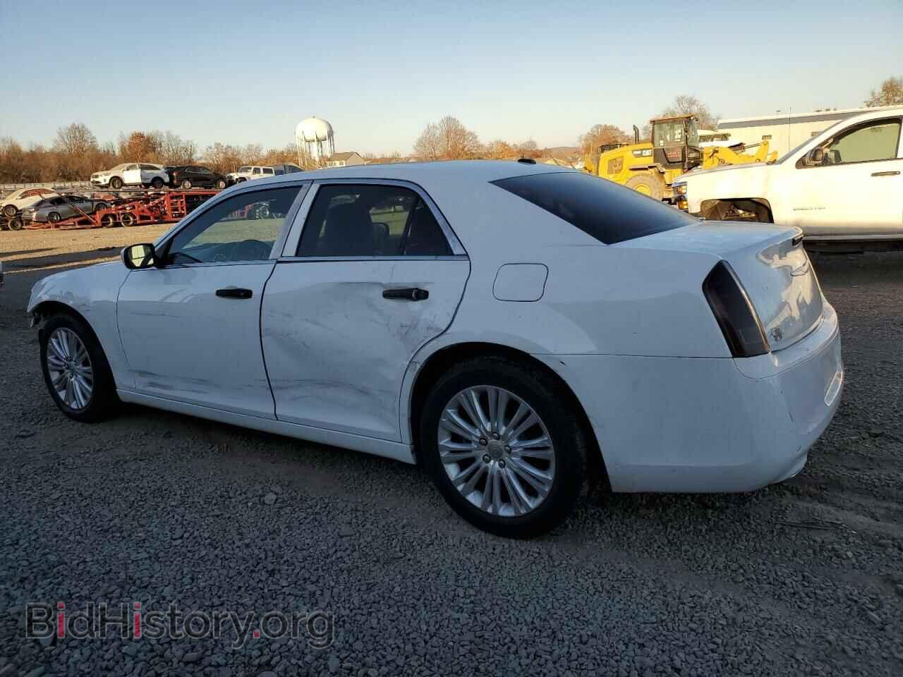 2013 CHRYSLER 300 - VIN: 2C3CCARG2DH505635 - Фото 2