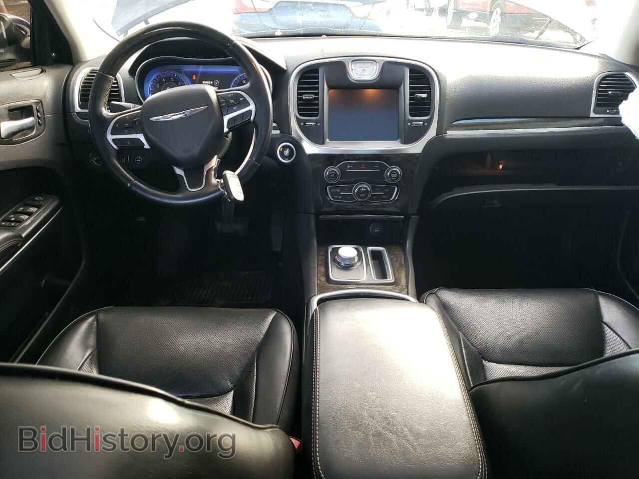 2016 CHRYSLER 300 - VIN: 2C3CCAKG3GH325286 - Фото 8