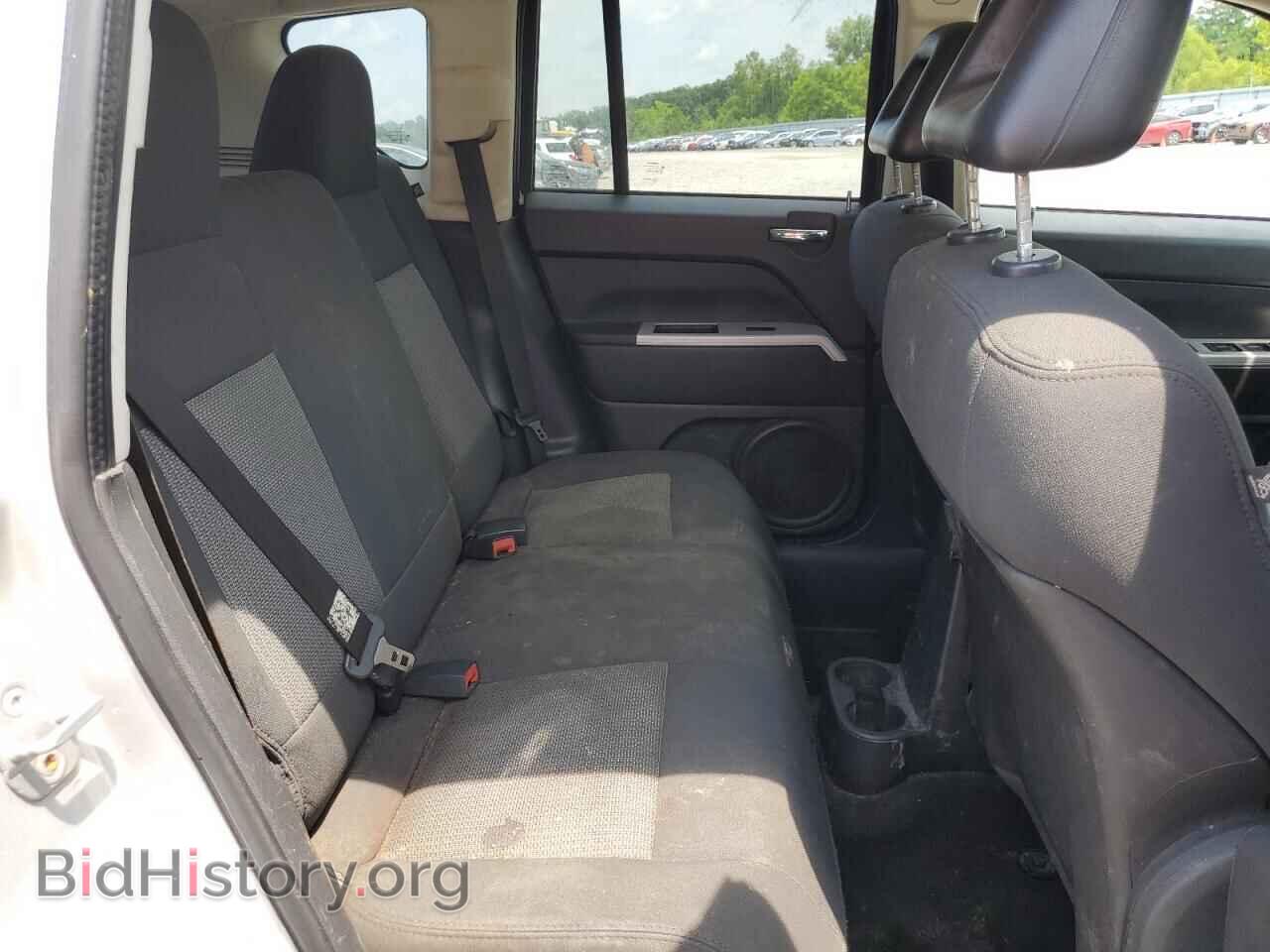 2008 JEEP COMPASS - VIN: 1J8FT47W18D735151 - Фото 11