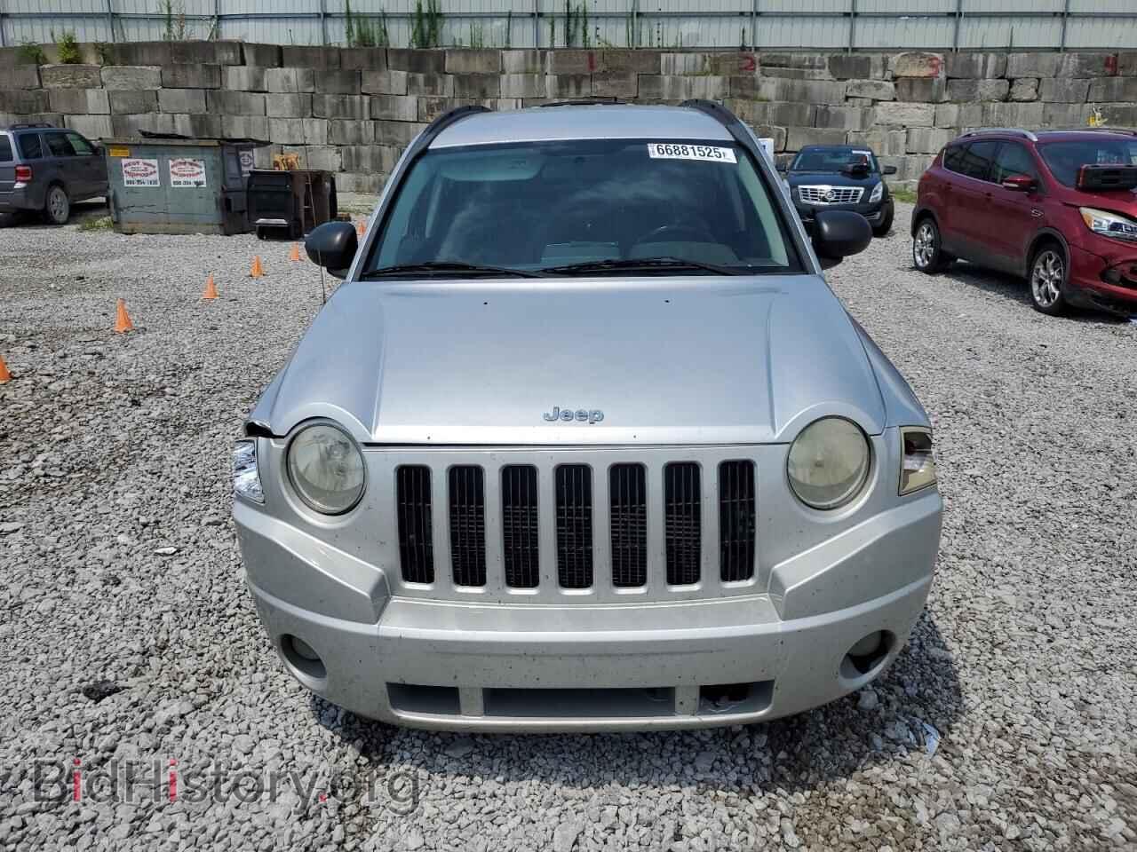 2008 JEEP COMPASS - VIN: 1J8FT47W18D735151 - Фото 5