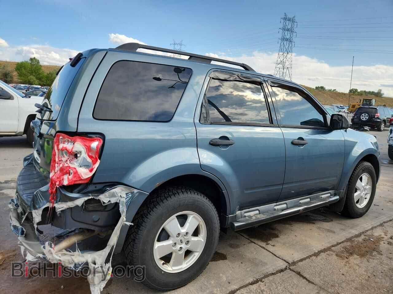 2011 FORD ESCAPE - VIN: 1FMCU9D76BKB24709 - Фото 3