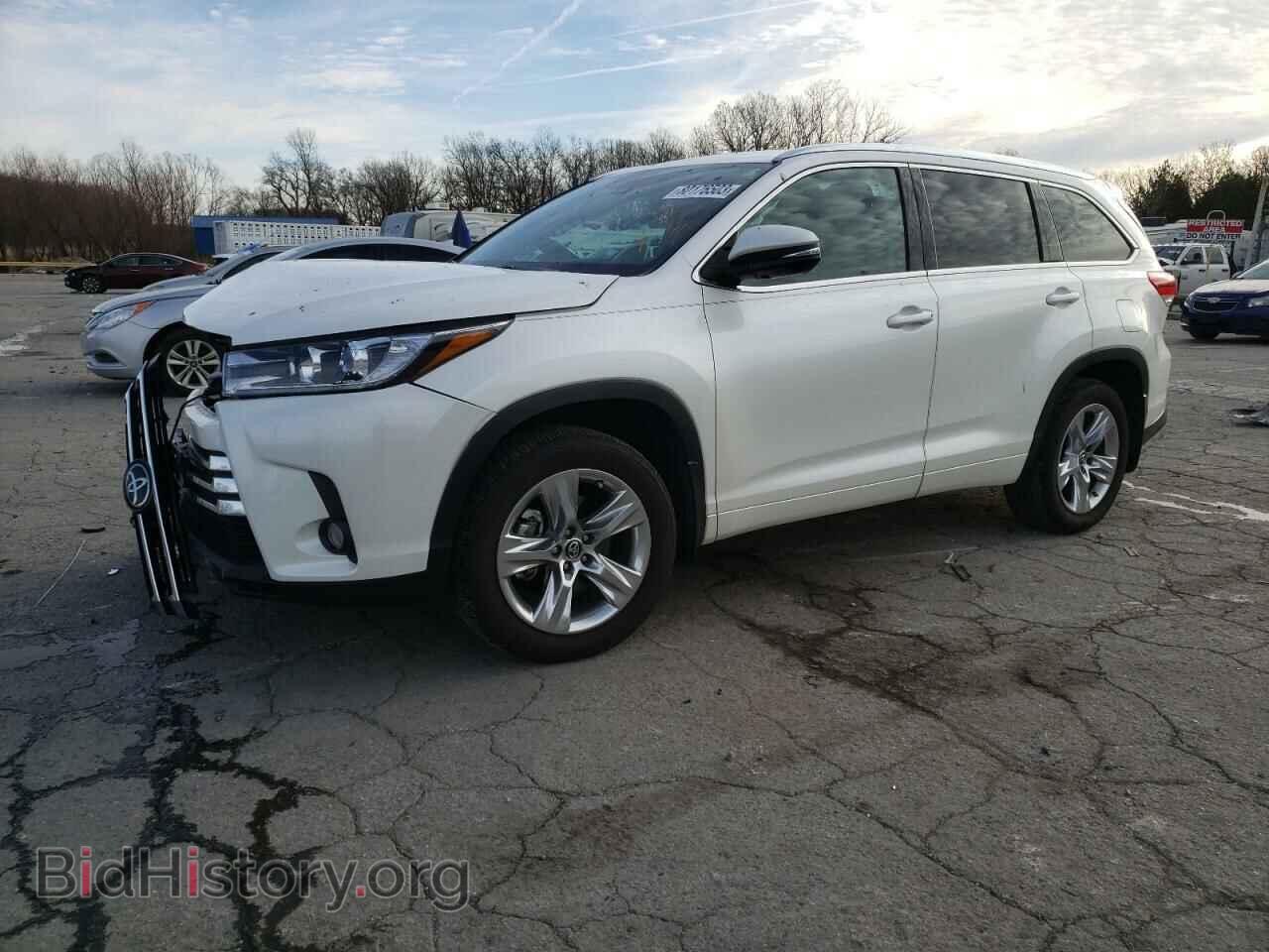 Фотография 5TDDZRFH8JS893784 - TOYOTA HIGHLANDER 2018