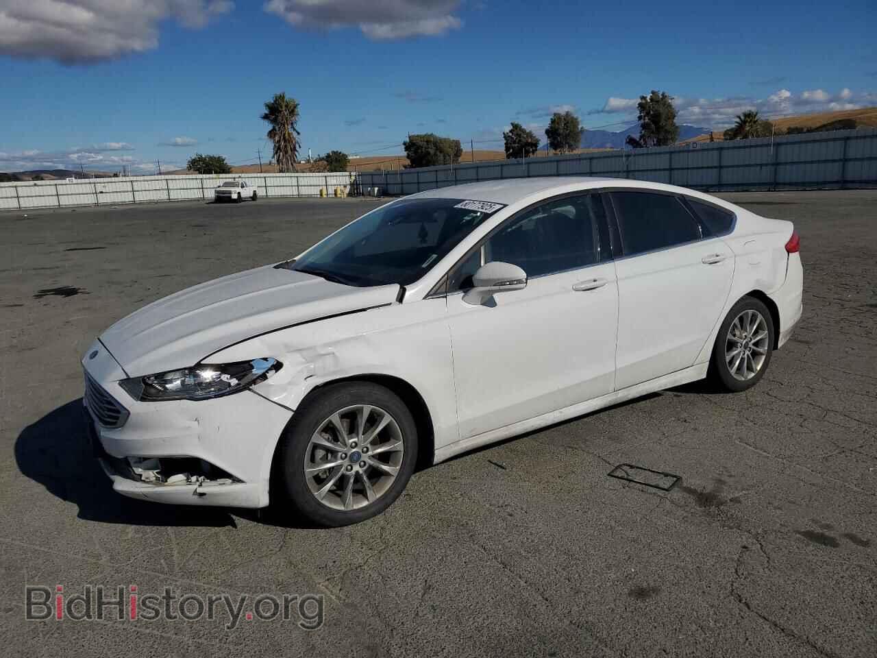 Photo 3FA6P0LU9HR183193 - FORD FUSION 2017