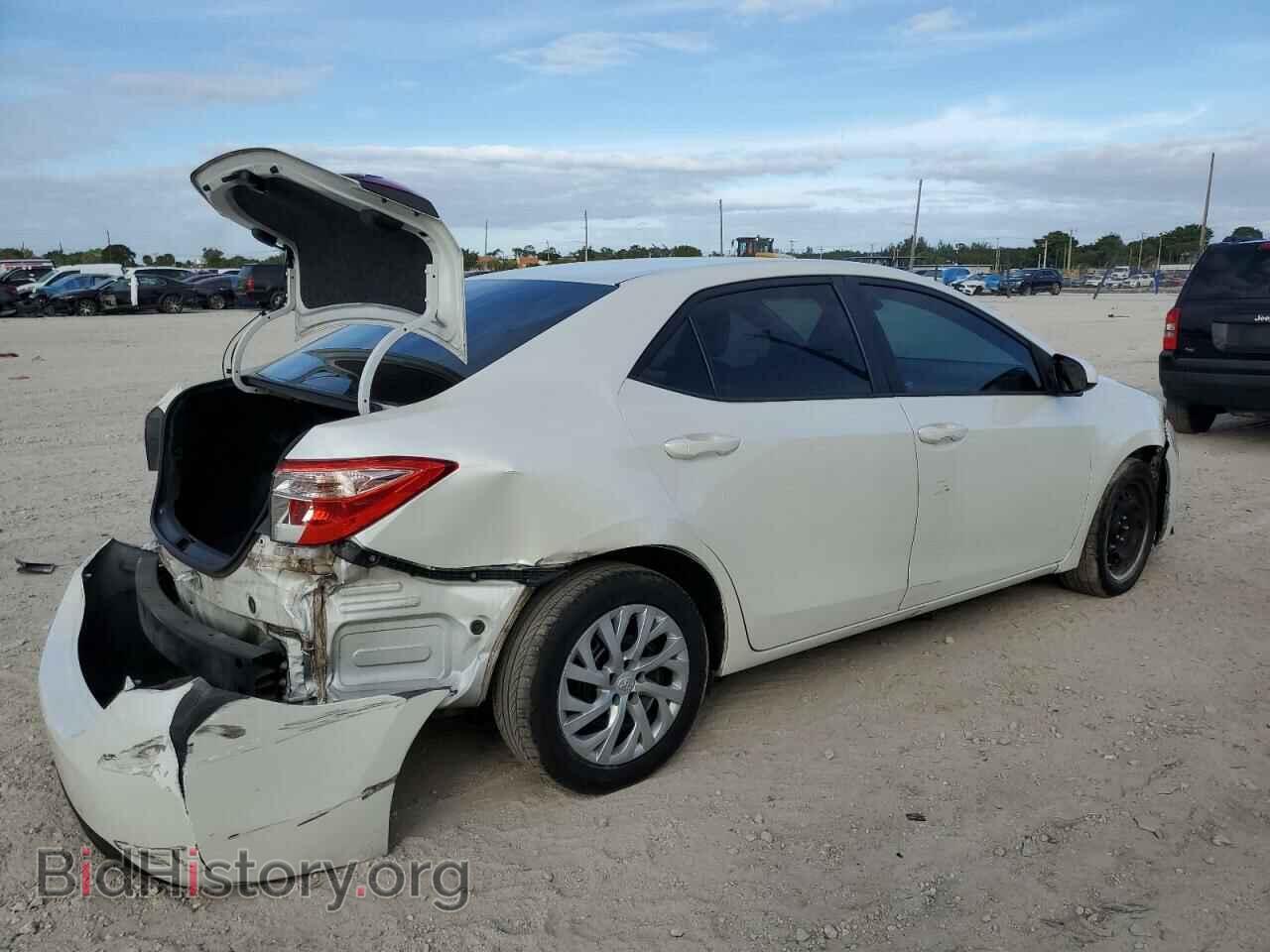 2017 TOYOTA COROLLA - VIN: 5YFBURHE2HP631481 - Фото 3