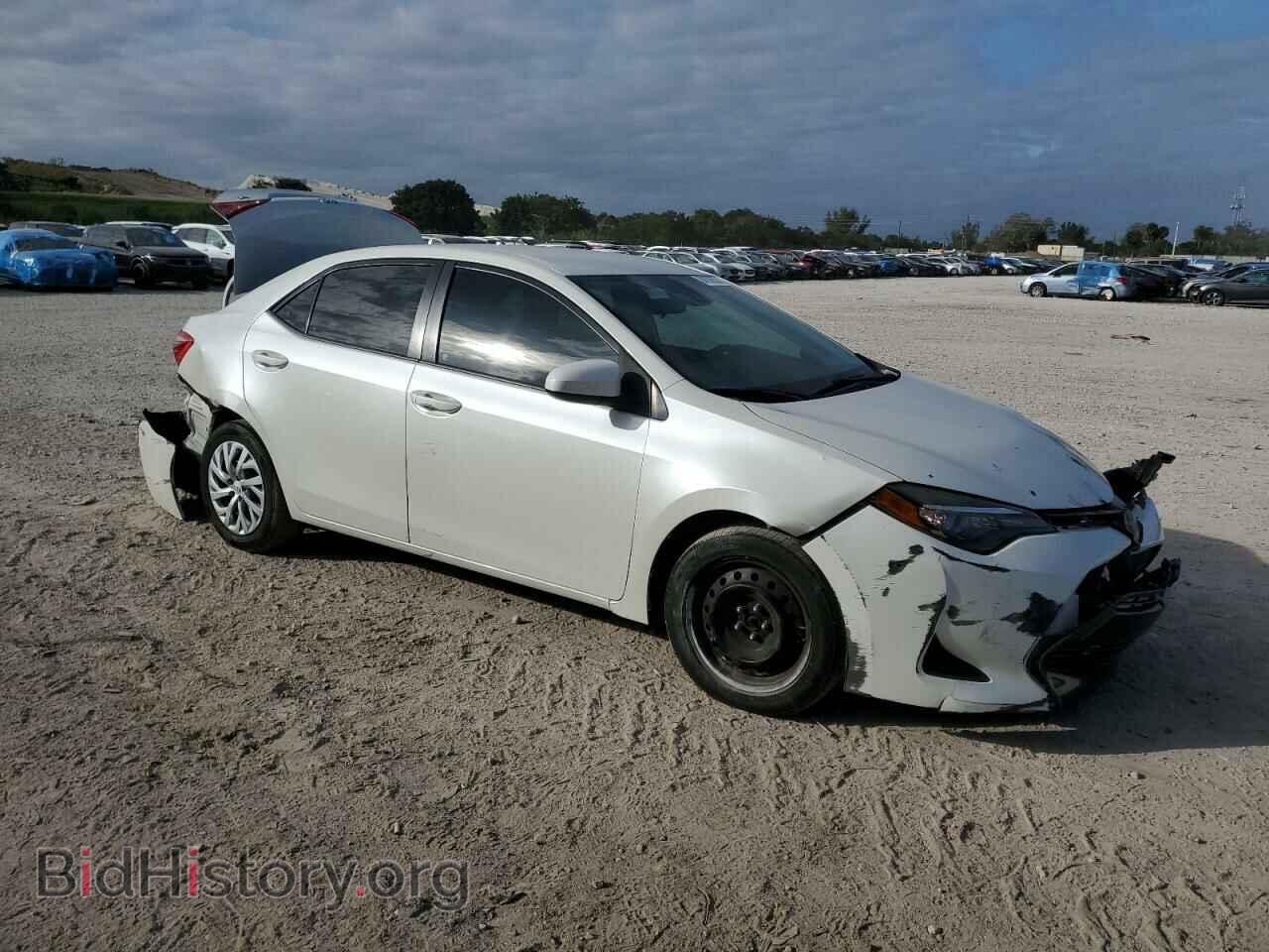 2017 TOYOTA COROLLA - VIN: 5YFBURHE2HP631481 - Фото 4