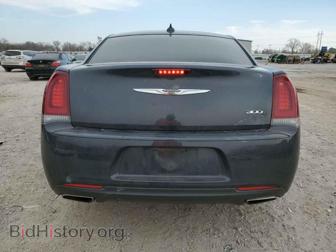 2019 CHRYSLER 300 - VIN: 2C3CCABG1KH555515 - Фото 6