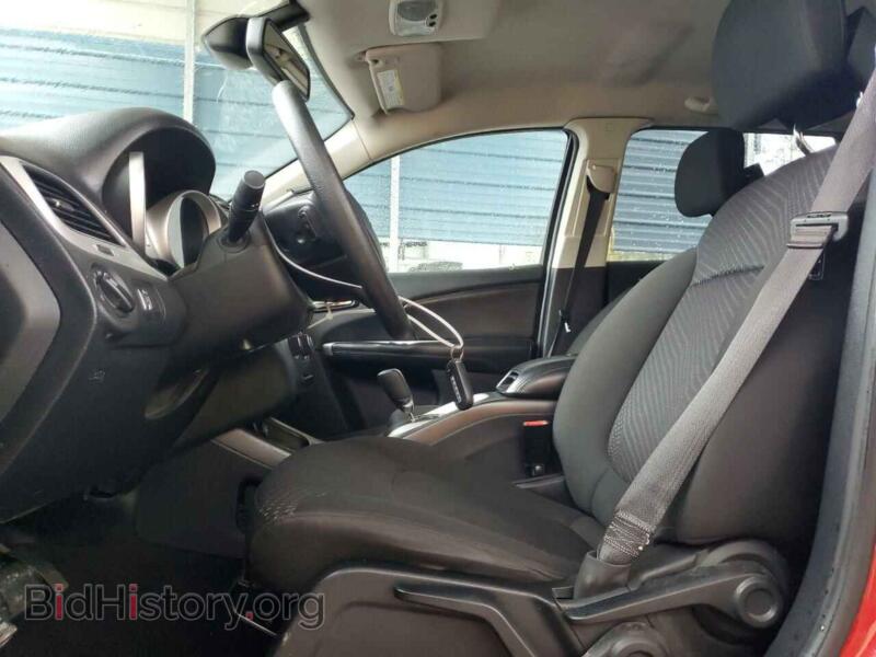 2019 Dodge JOURNEY (VIN 3C4PDCAB6KT871768) — photo 7 of 14