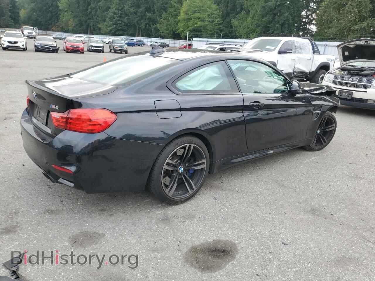 2016 BMW M4 - VIN: WBS3R9C51GK338657 - Фото 3