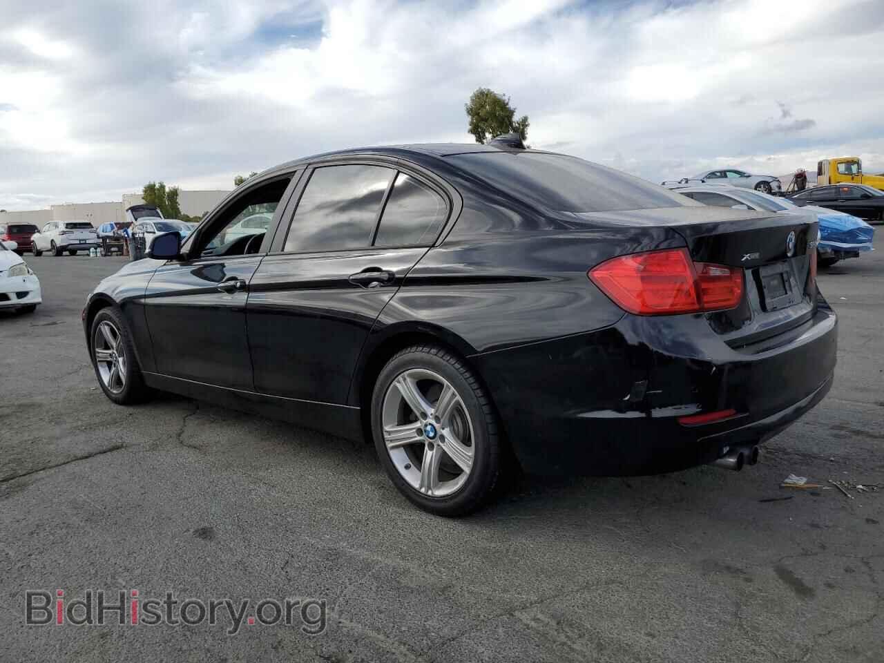 2013 BMW 3 SERIES - VIN: WBA3B5C53DF598256 - Фото 2