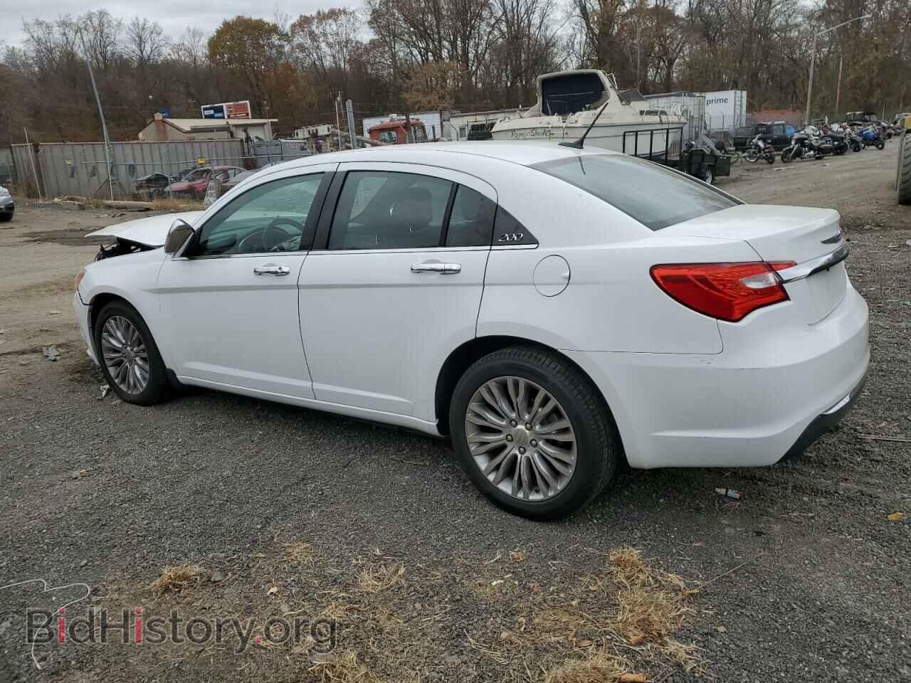 2012 CHRYSLER 200 - VIN: 1C3CCBCG0CN122409 - Фото 2