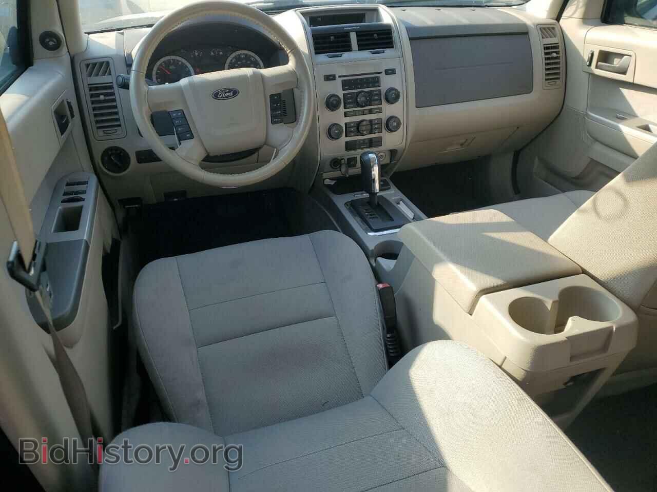 2011 FORD ESCAPE - VIN: 1FMCU4K33BKC54577 - Фото 8