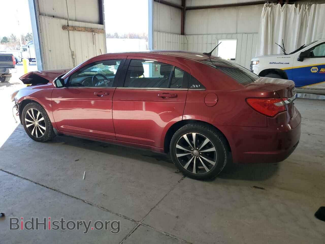 2013 CHRYSLER 200 - VIN: 1C3CCBBG4DN715449 - Фото 2