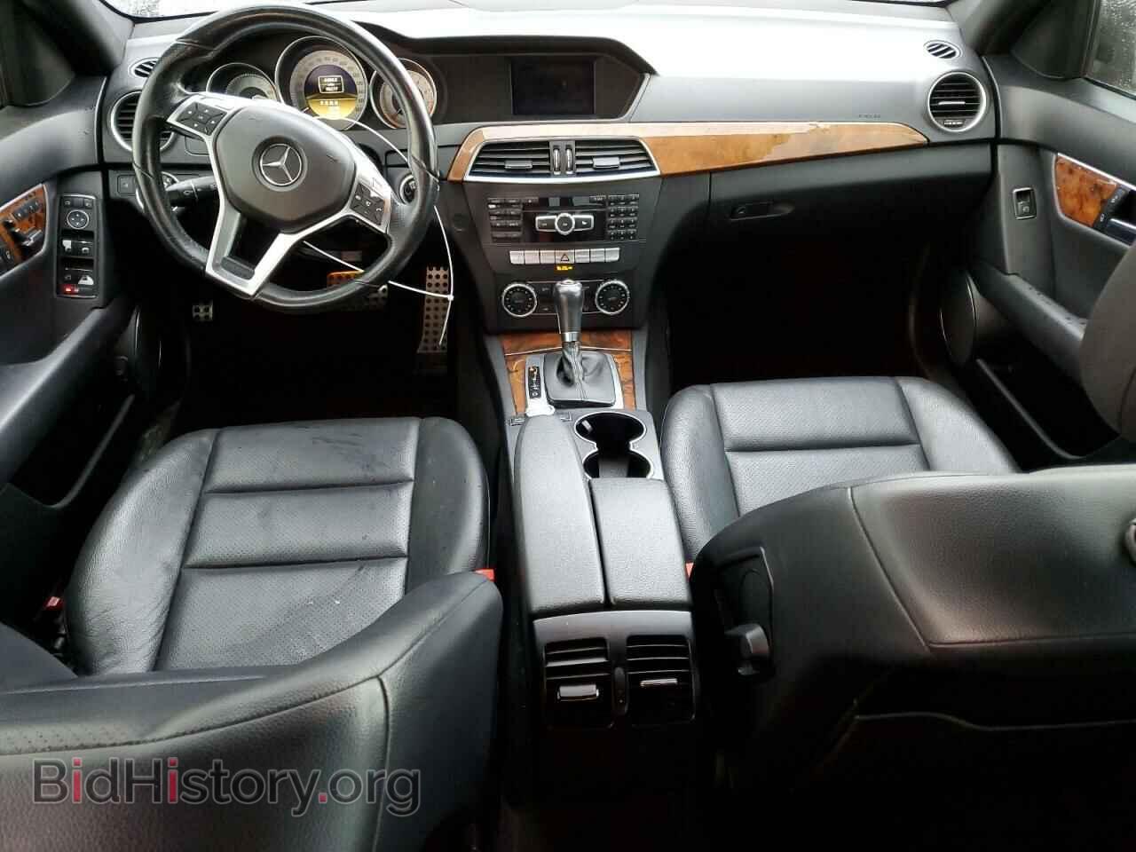 2012 MERCEDES-BENZ C-CLASS - VIN: WDDGF4HB5CR213865 - Фото 8