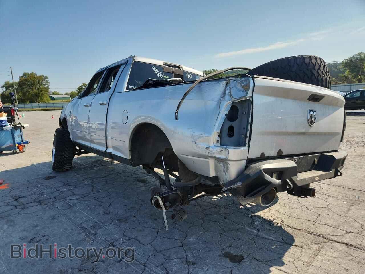 2011 DODGE All Models - VIN: 1D7RV1GTXBS690609 - Photo 2