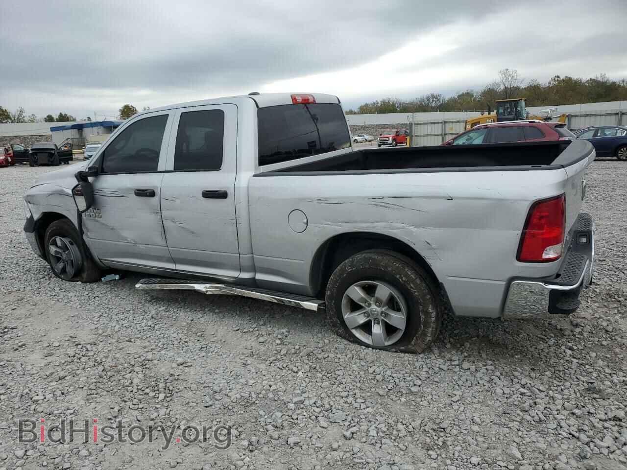 2018 RAM 1500 - VIN: 1C6RR6FG2JS234190 - Фото 2
