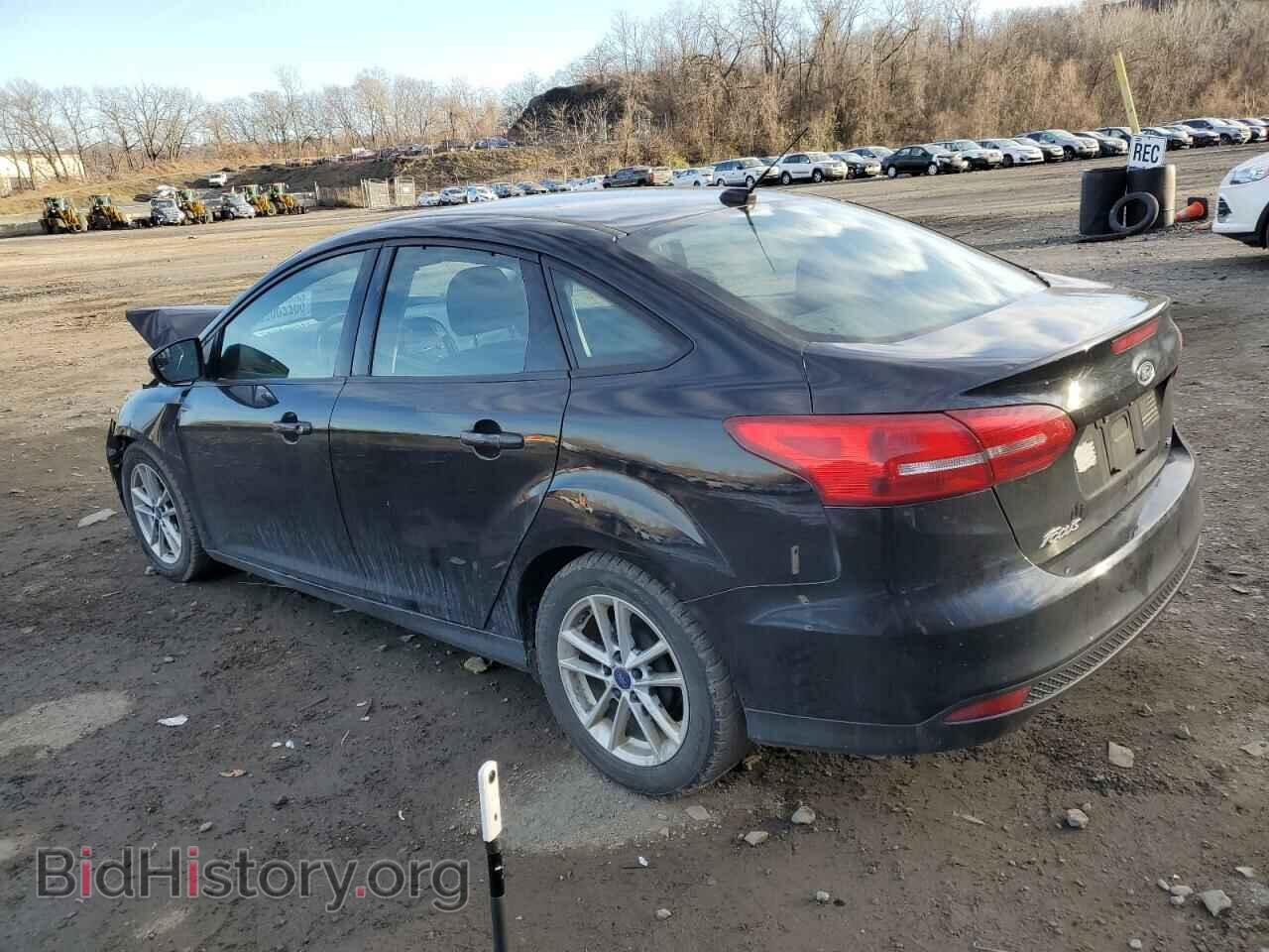 2017 FORD FOCUS - VIN: 1FADP3F28HL326667 - Фото 2