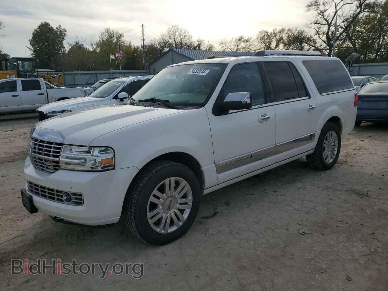Photo 5LMJJ3J58DEL06961 - LINCOLN NAVIGATOR 2013