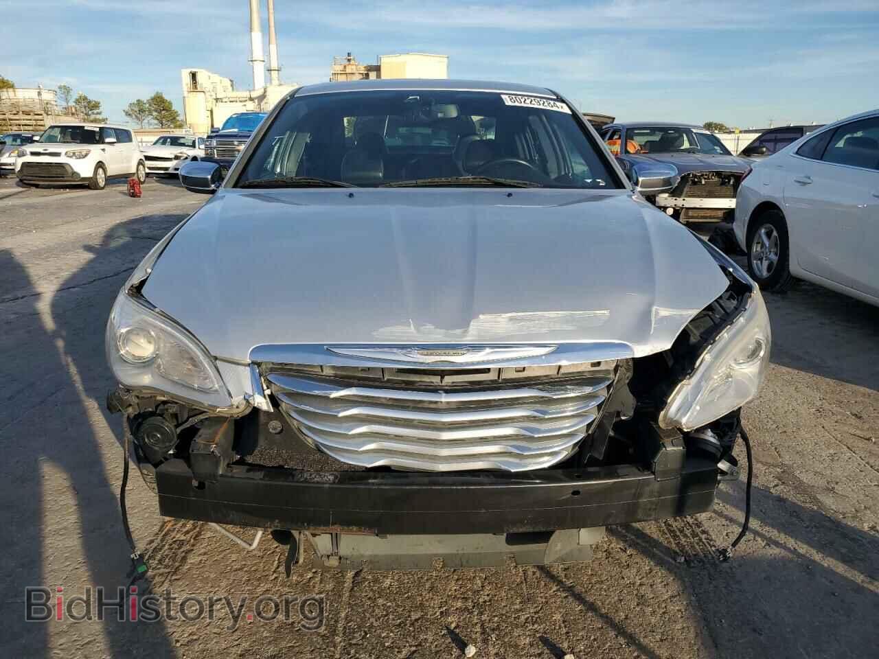 2012 CHRYSLER 200 - VIN: 1C3CCBCB3CN197237 - Фото 5