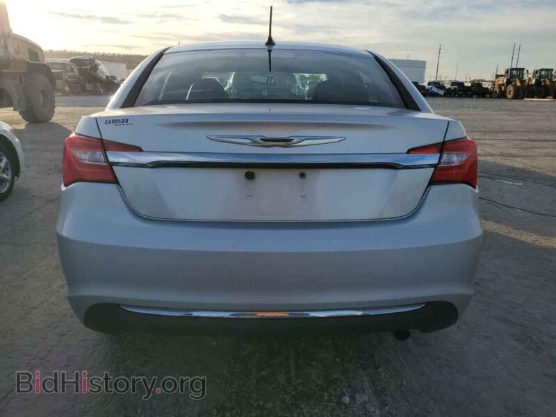 2012 Chrysler 200 (VIN 1C3CCBCB3CN197237) — фото 6 из 12