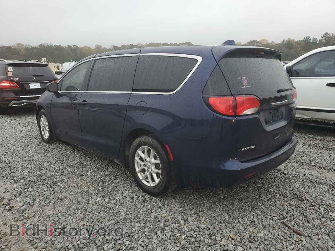 2017 CHRYSLER PACIFICA - VIN: 2C4RC1DGXHR513141 - Photo 2
