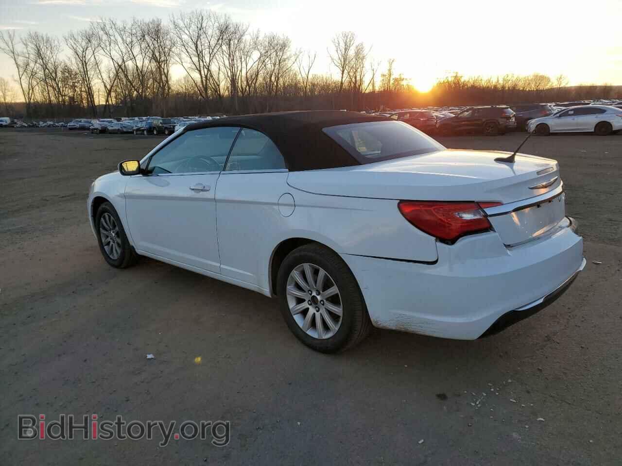 2013 CHRYSLER 200 - VIN: 1C3BCBEB1DN511364 - Фото 2