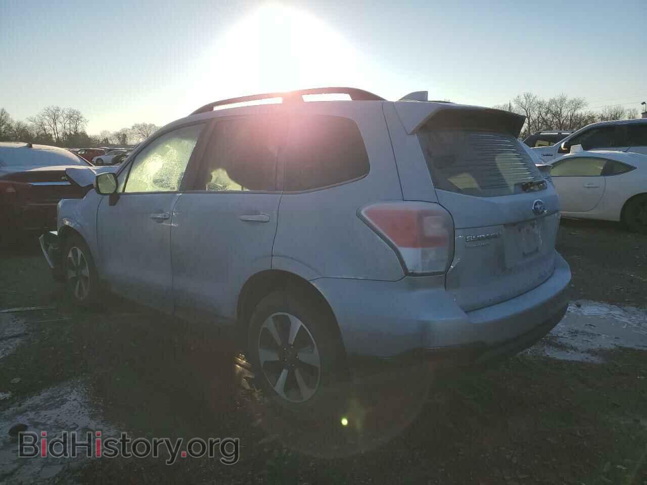 2017 SUBARU FORESTER - VIN: JF2SJAECXHH430891 - Фото 2
