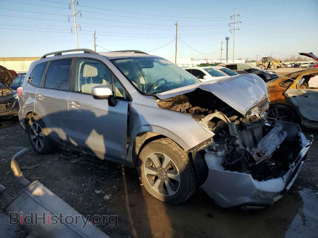 2017 SUBARU FORESTER - VIN: JF2SJAECXHH430891 - Фото 4