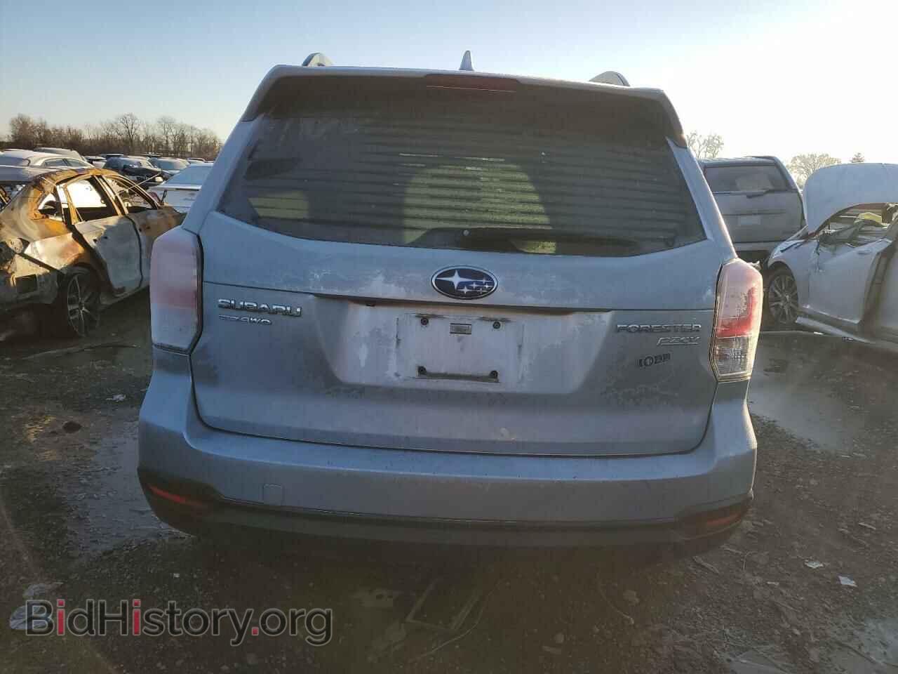 2017 SUBARU FORESTER - VIN: JF2SJAECXHH430891 - Фото 6
