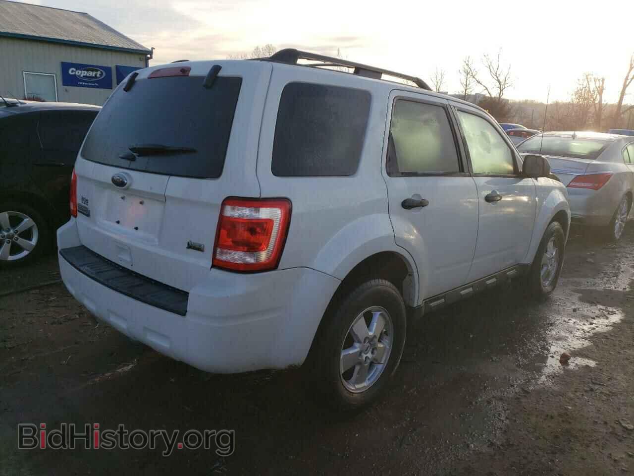 2011 FORD ESCAPE - VIN: 1FMCU0DG9BKB71714 - Фото 3