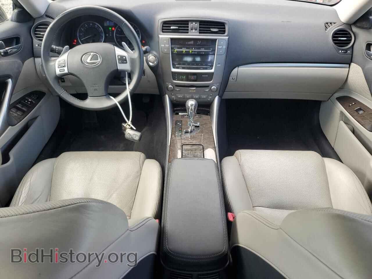 2011 LEXUS IS - VIN: JTHCE5C21B5000876 - Photo 8