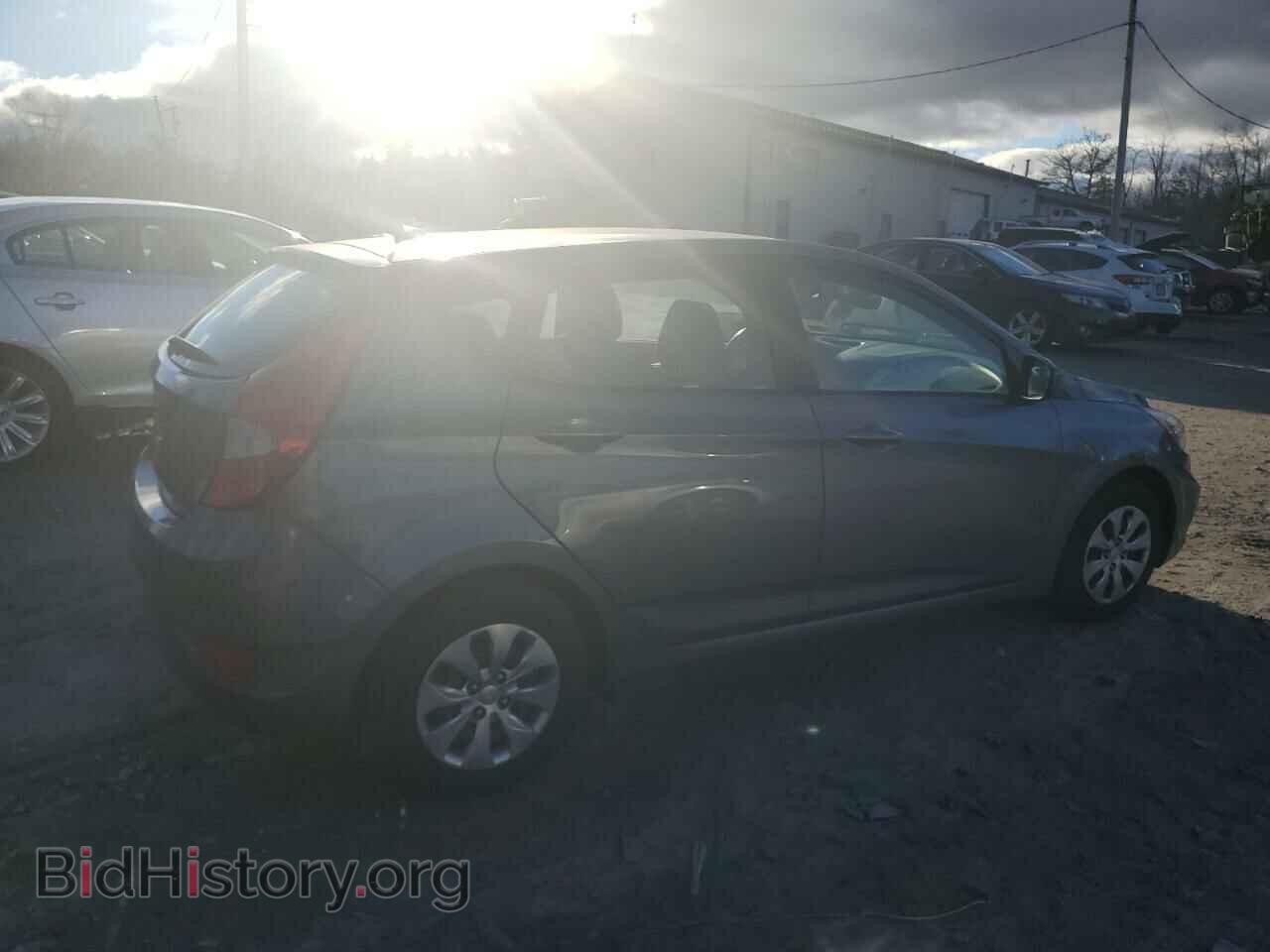 2017 HYUNDAI ACCENT - VIN: KMHCT5AE3HU302006 - Фото 3