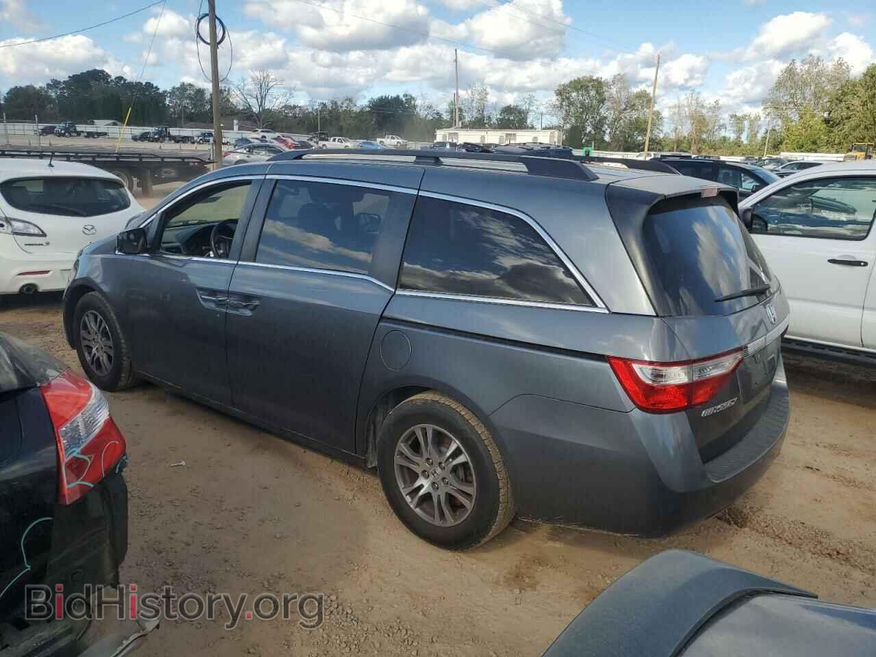 2011 HONDA All Models - VIN: 5FNRL5H46BB094506 - Photo 2