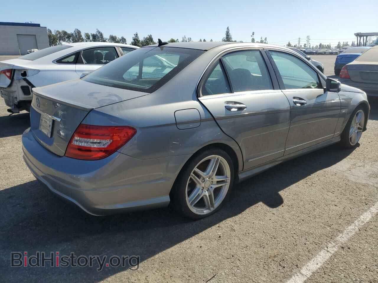 2012 MERCEDES-BENZ C-CLASS - VIN: WDDGF4HB0CA615744 - Фото 3