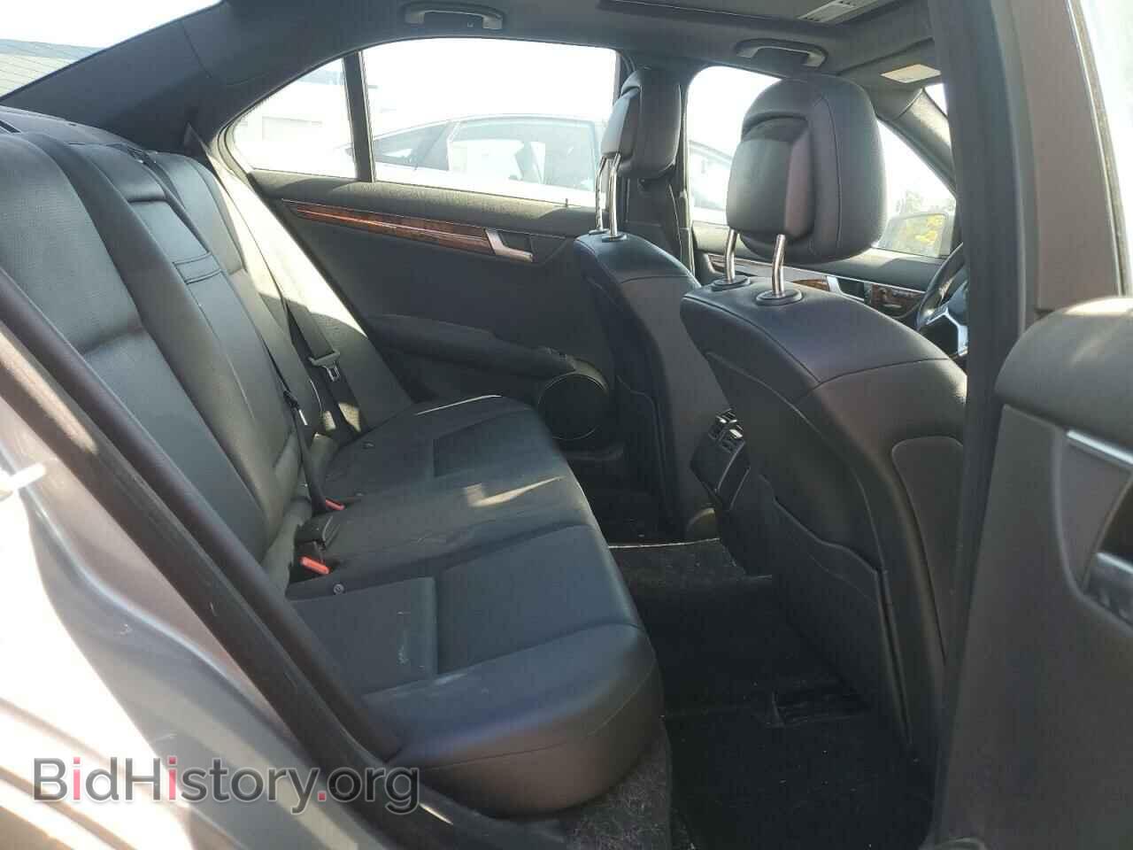 2012 MERCEDES-BENZ C-CLASS - VIN: WDDGF4HB0CA615744 - Фото 10