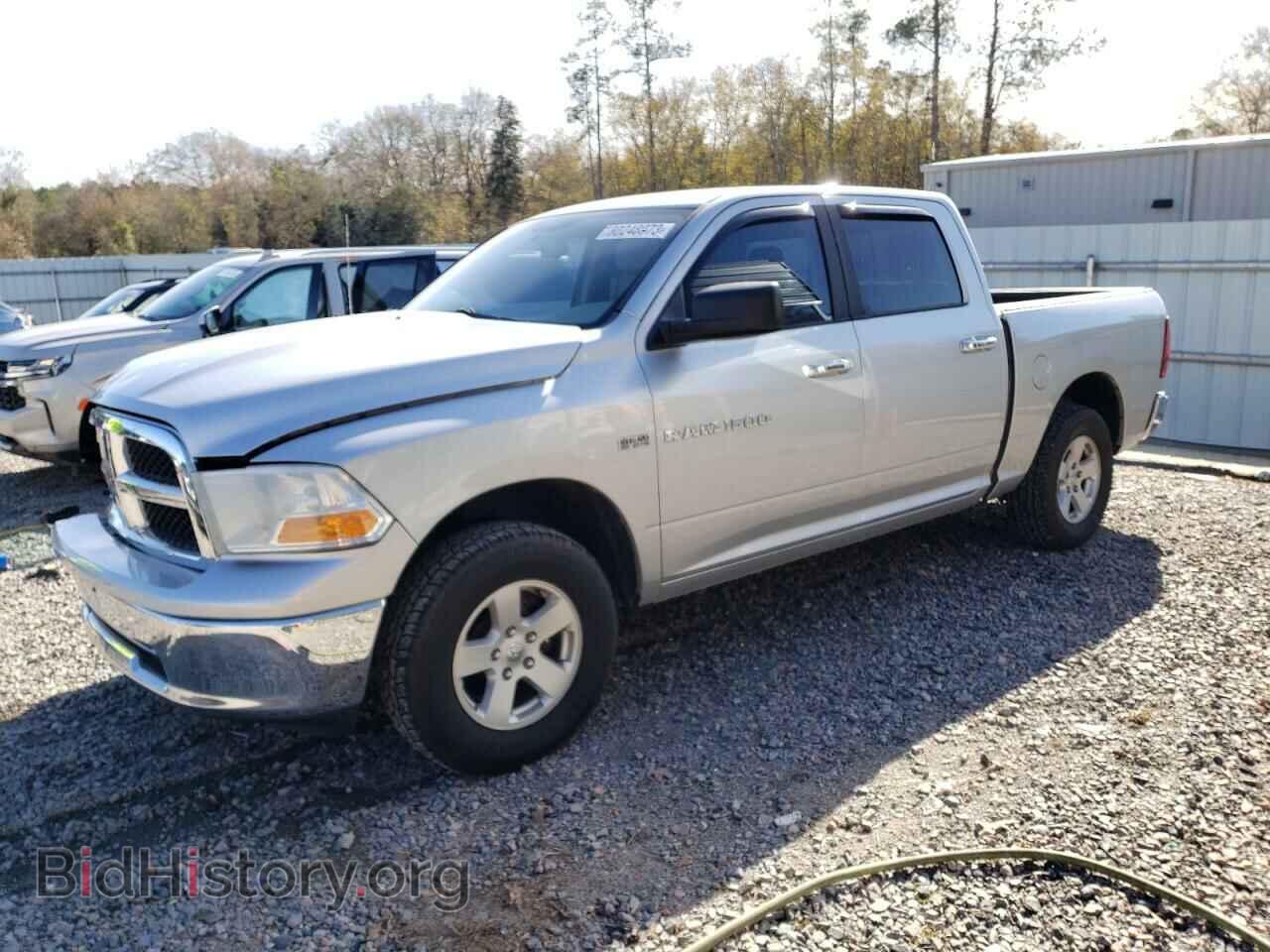 Photo 1D7RB1CT8BS555210 - DODGE All Models 2011