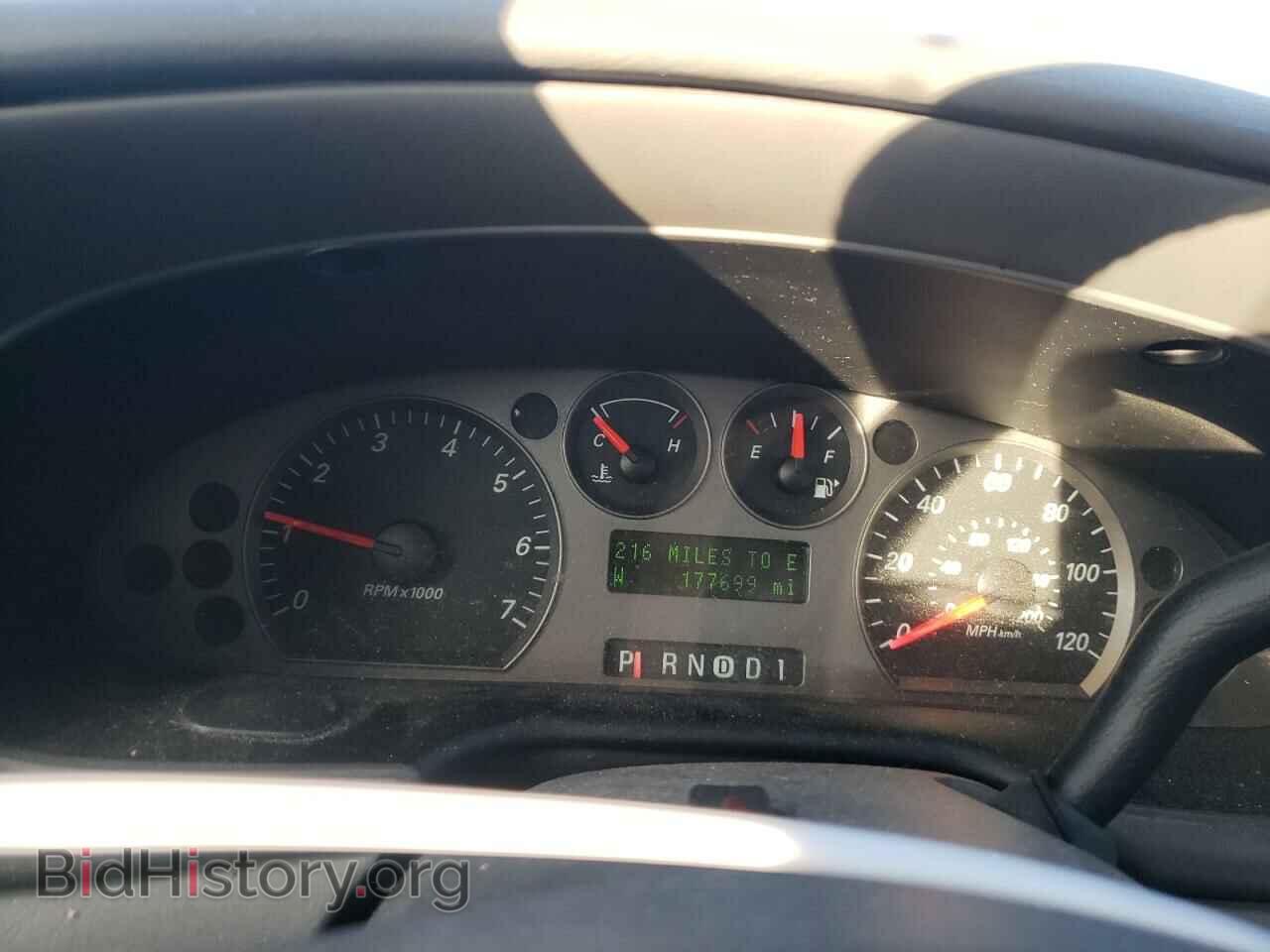 2006 FORD TAURUS - VIN: 1FAFP56U56A142074 - Фото 9