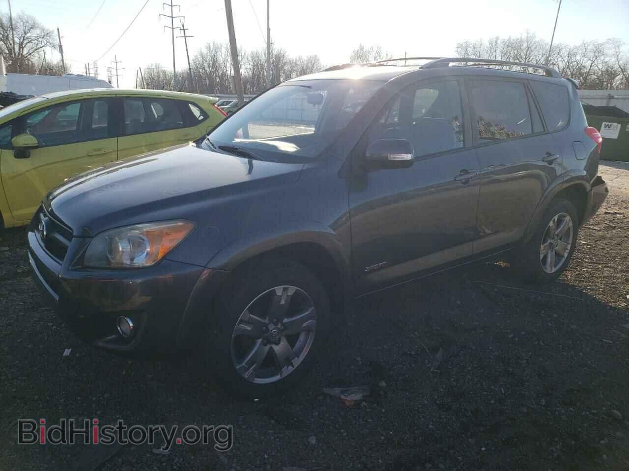 Фотография JTMRF4DV3B5043966 - TOYOTA RAV4 2011