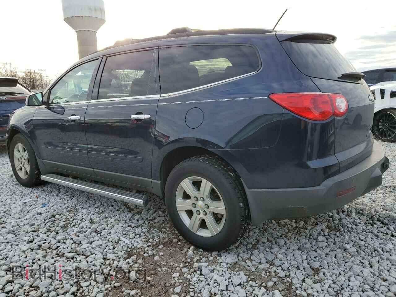 2011 CHEVROLET TRAVERSE - VIN: 1GNKRGED3BJ150840 - Фото 2