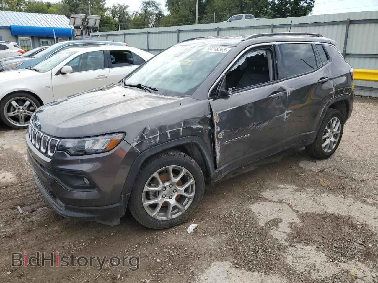 Фотография 3C4NJDFB2NT112330 - JEEP COMPASS 2022