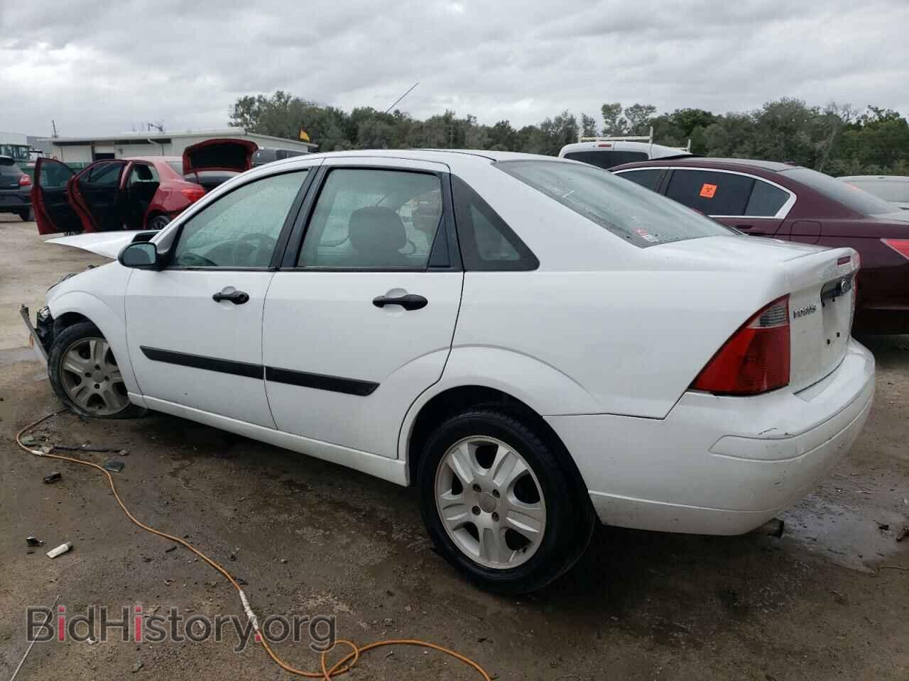 2007 FORD FOCUS - VIN: 1FAFP34N97W267809 - Фото 2