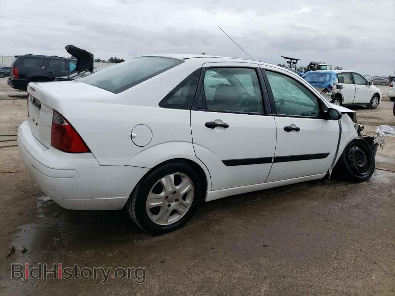 2007 FORD FOCUS - VIN: 1FAFP34N97W267809 - Фото 3