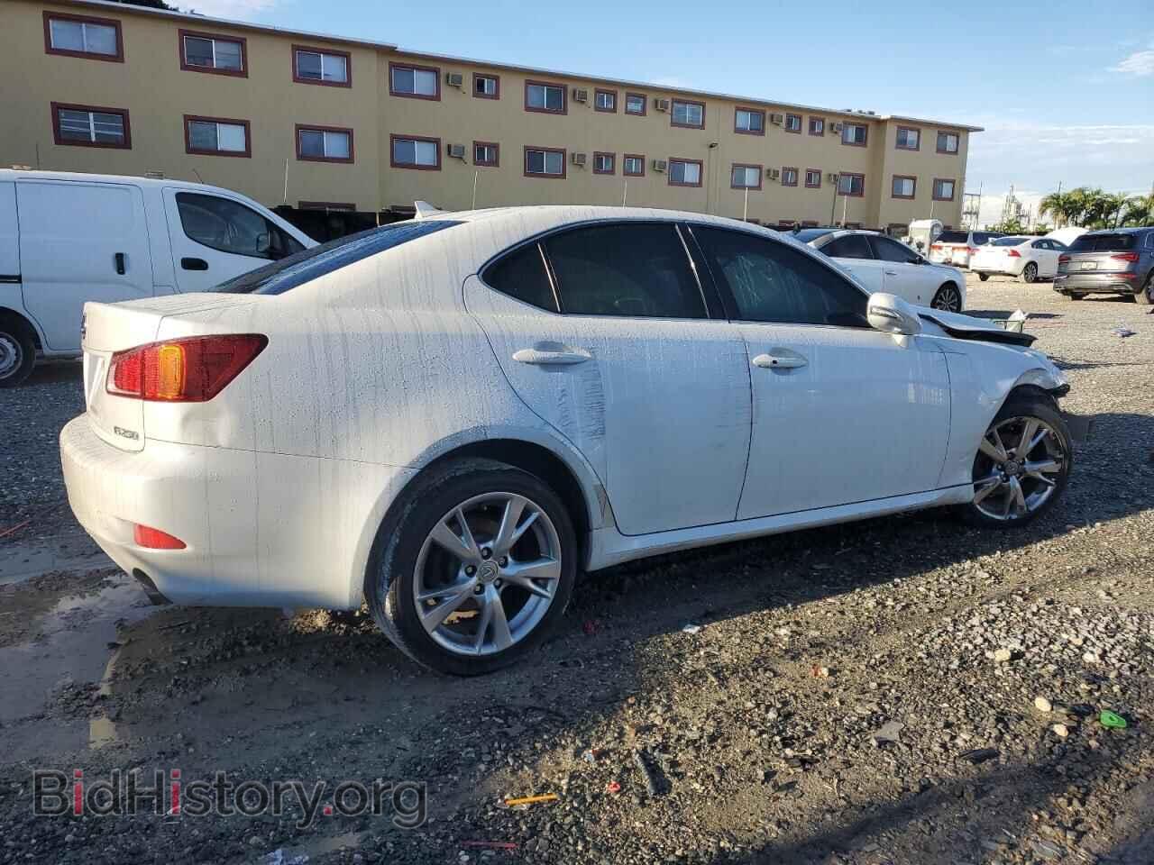 2010 LEXUS IS - VIN: JTHBF5C28A5117085 - Photo 3