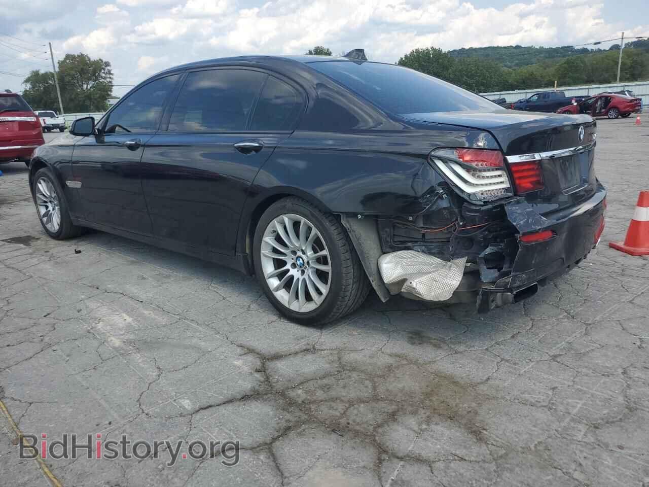 2014 BMW 7 SERIES - VIN: WBAYE8C55ED136258 - Фото 2
