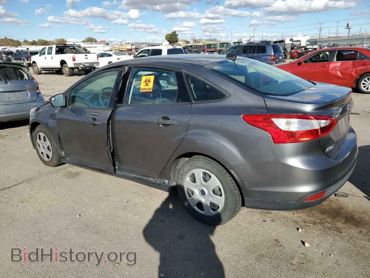 2013 FORD FOCUS - VIN: 1FADP3E29DL138896 - Фото 2