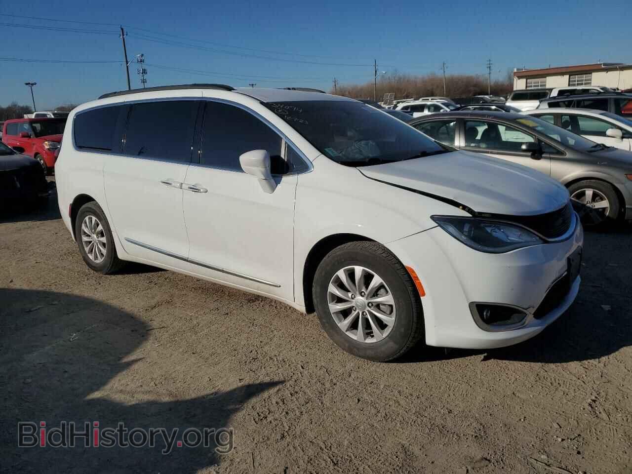 2017 CHRYSLER PACIFICA - VIN: 2C4RC1BG9HR510539 - Фото 4