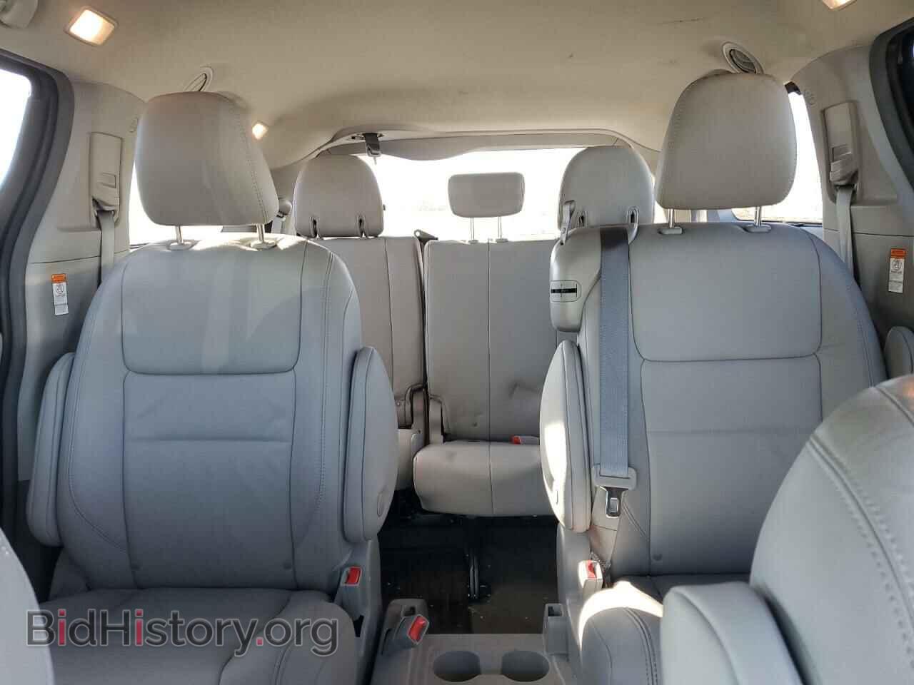2018 TOYOTA All Models - VIN: 5TDYZ3DC9JS943145 - Фото 10
