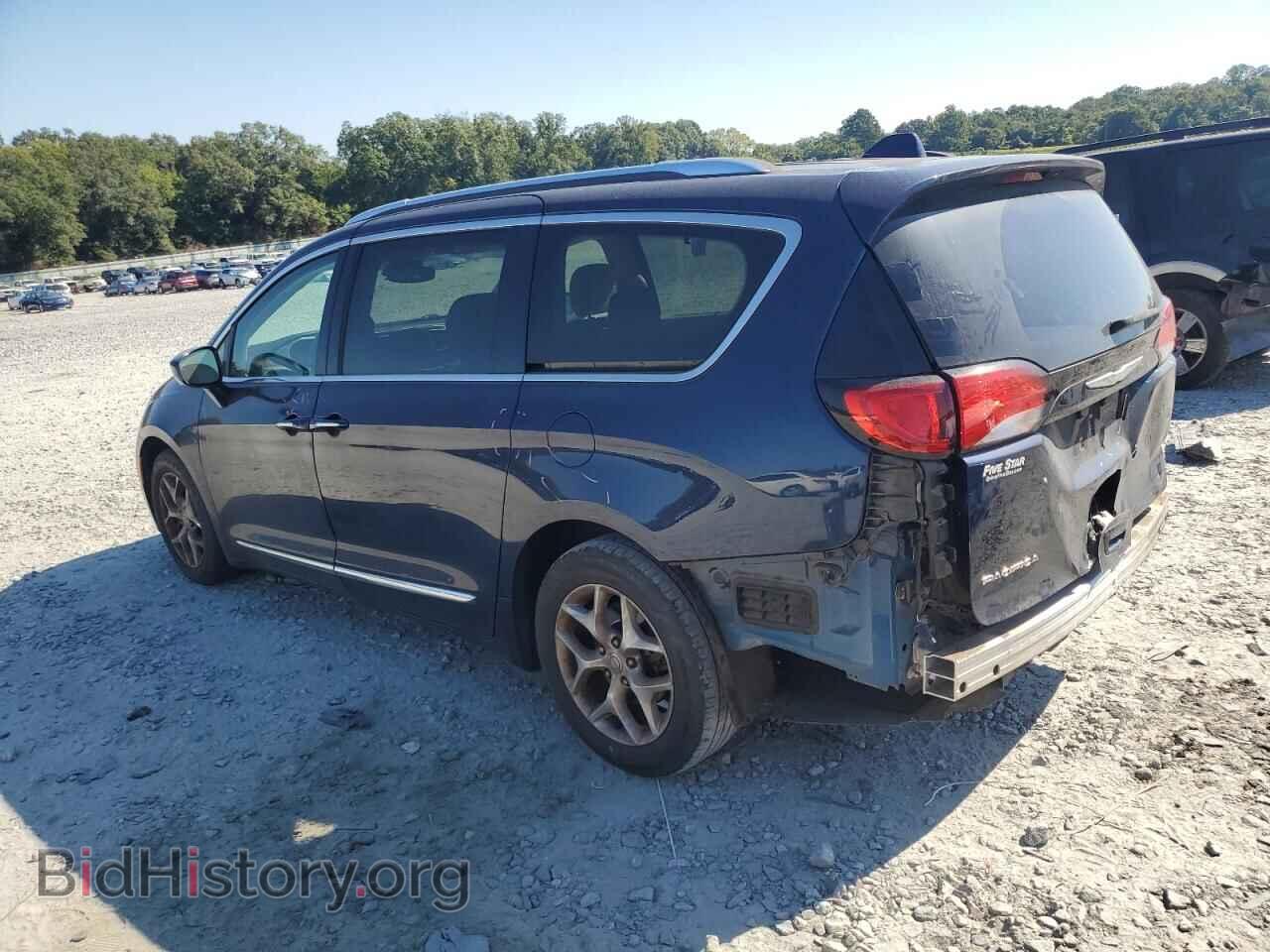 2017 CHRYSLER PACIFICA - VIN: 2C4RC1EG2HR518302 - Photo 2