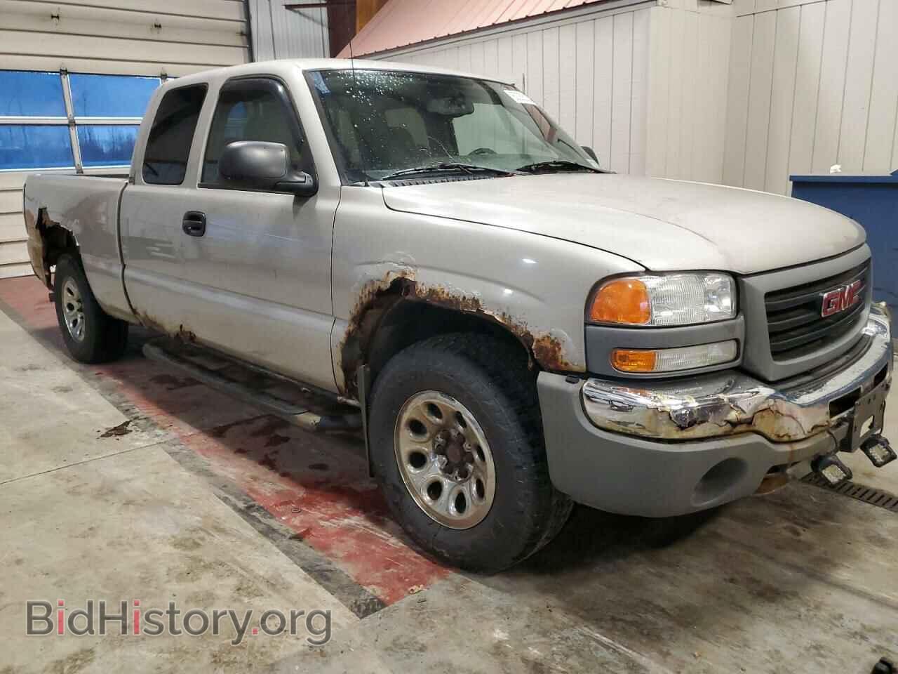 2005 GMC SIERRA - VIN: 1GTEK19B05E235146 - Фото 4