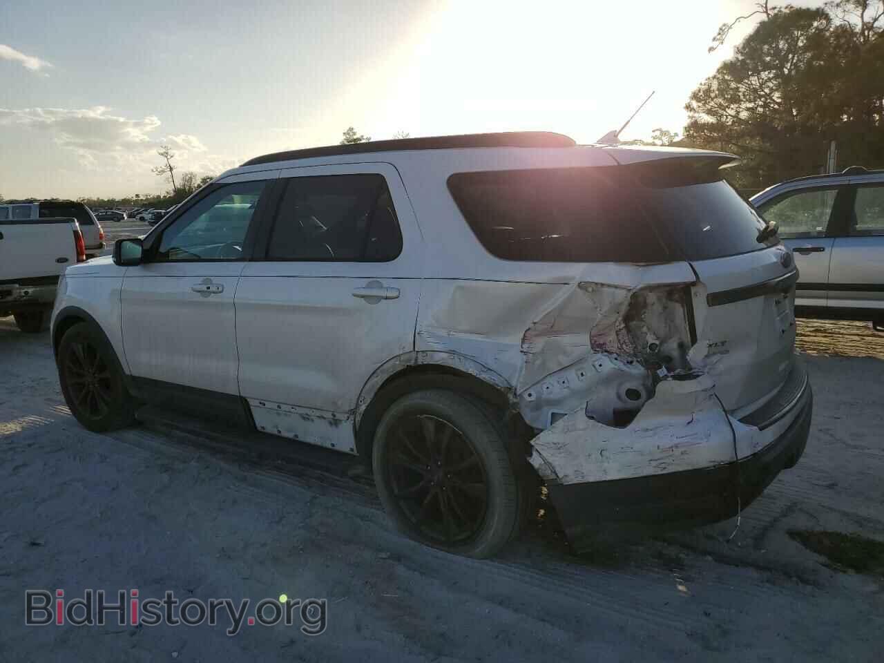 2018 FORD EXPLORER - VIN: 1FM5K7D85JGB27341 - Photo 2