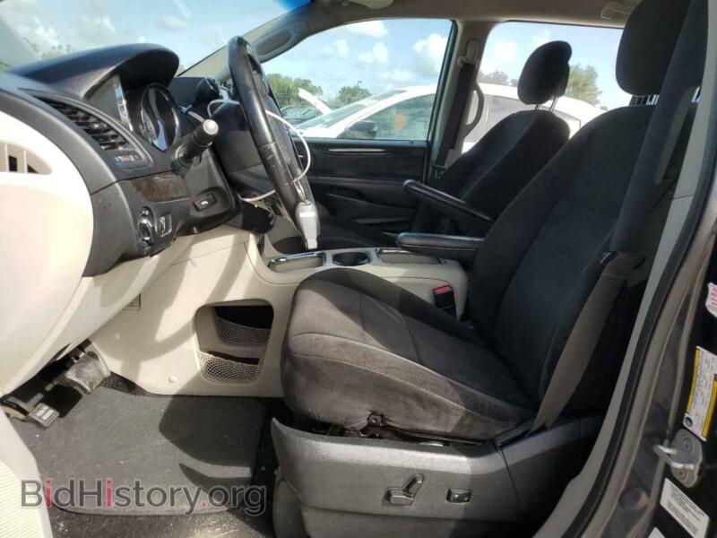 2013 Dodge CARAVAN (VIN 2C4RDGCG3DR686074) — фото 7 из 13
